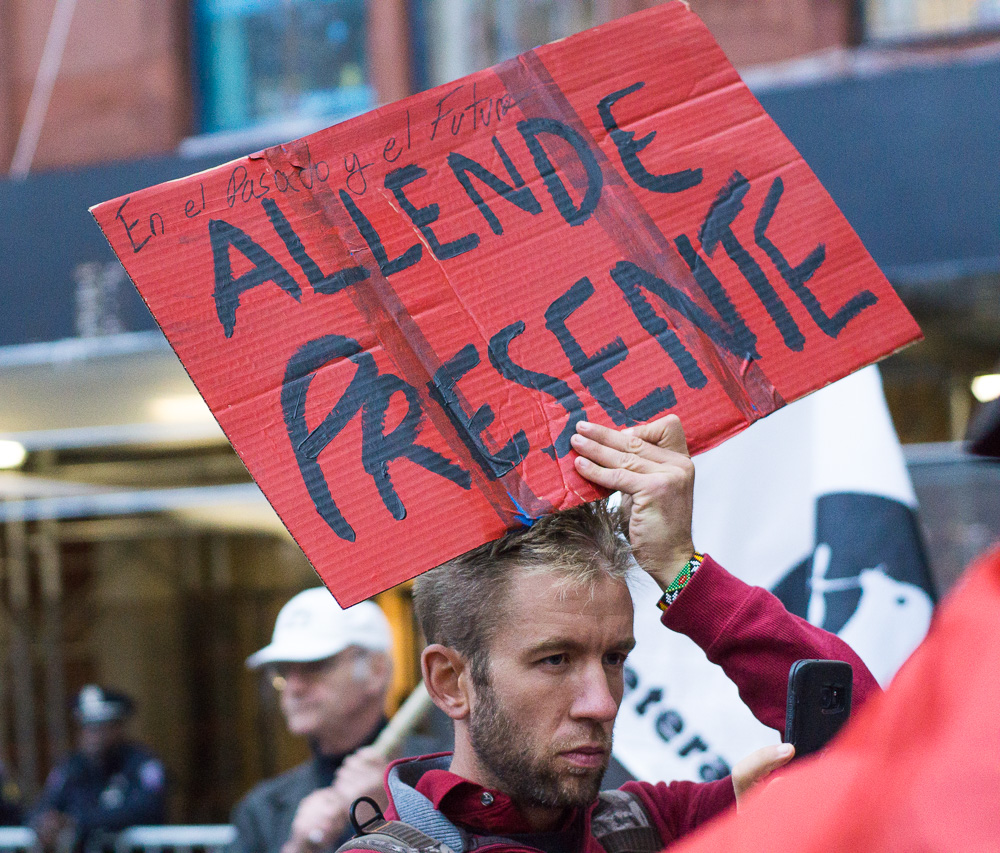 kissinger protest jpeg_06