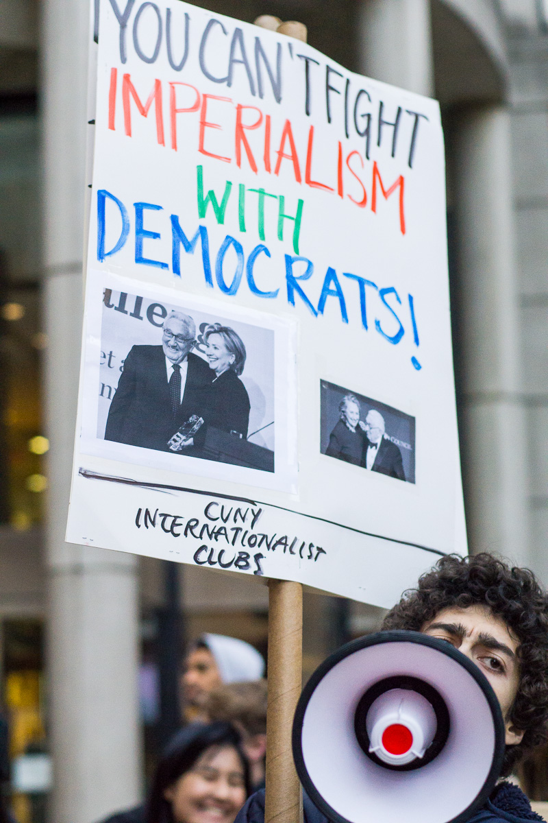 kissinger protest jpeg_07